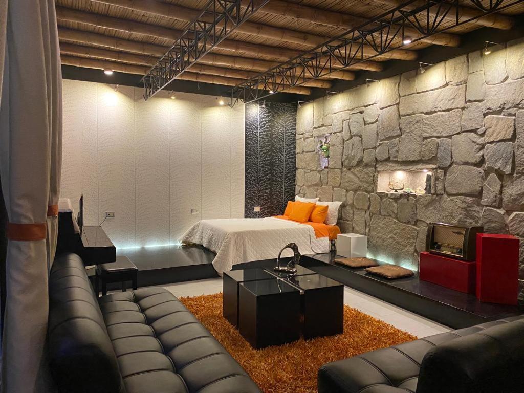 דירות קואנקה "Bambu Sierra" Cozzy Ecological Lofts מראה חיצוני תמונה